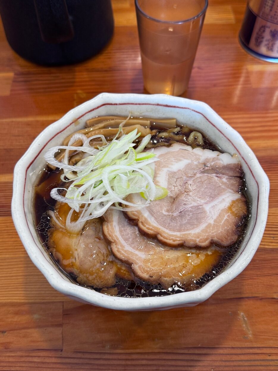 富山ブラックラーメン